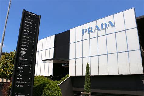 prada space to the mall florence